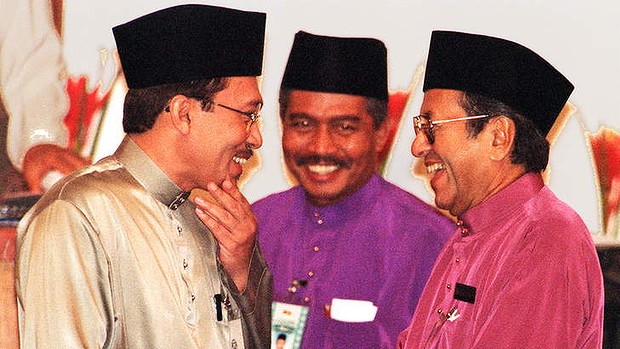 anwar mahathir2