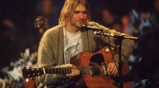 056559500_1424444717-kurt-cobain-guitar-168409-1