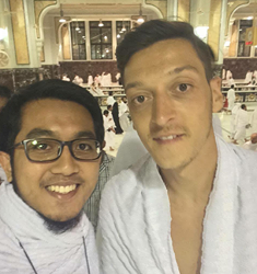 Mesut Ozil Tunai Umrah Menjelang EURO 2016