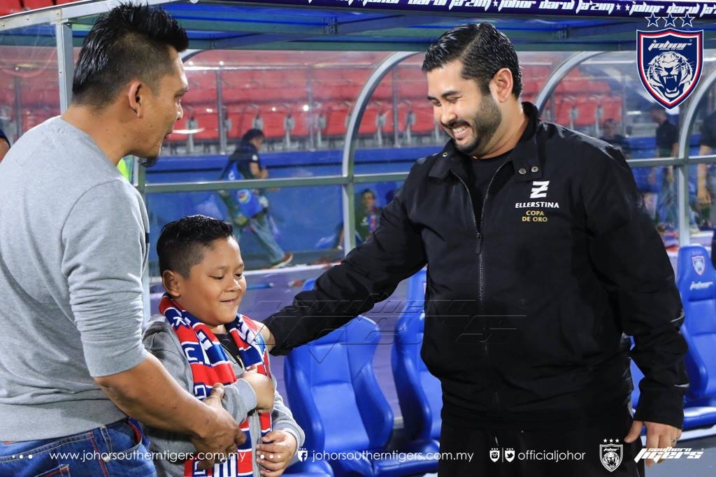 TMJ Tunai Impian Kanak-Kanak Buta Di Stadium Larkin