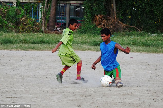 OKU Hasrat Jadi Pemain Bola Sepak Profesional