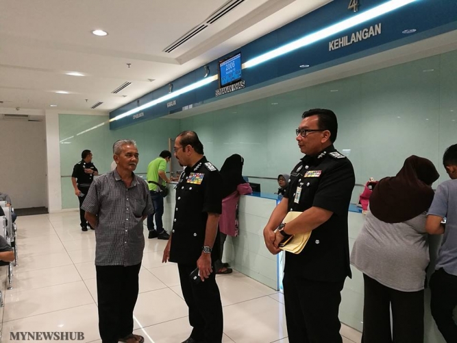 KP Turun Padang 'Renew' Pasport Di HQ Imigresen - MYNEWSHUB