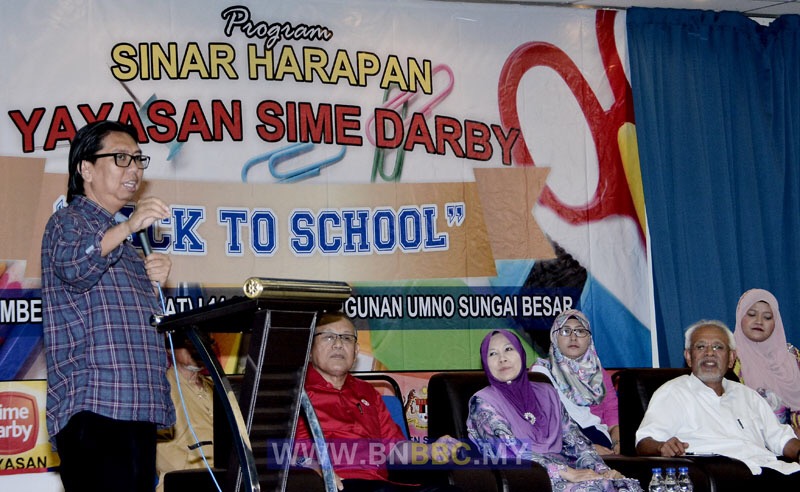 Budiman Perkenal Salam 2 Jari, Gunting Rambut RM2