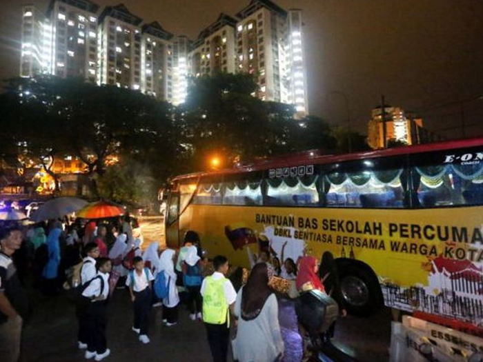 DBKL Sedia Bas Sekolah Percuma Untuk Murid PPR, PA « MYNEWSHUB