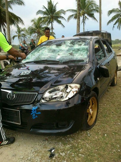 3 Lelaki Sumbat Lembu Dalam Toyoto Vios Gagal