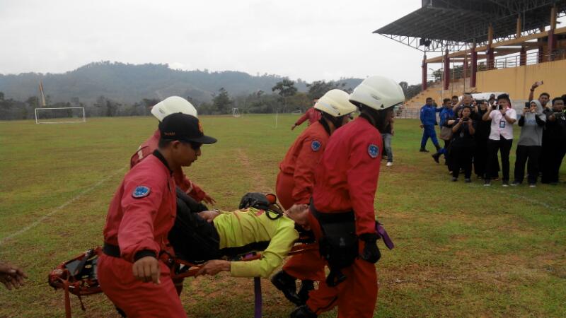  Paraglider Hilang Ditemui Selamat Tersangkut Di Pokok