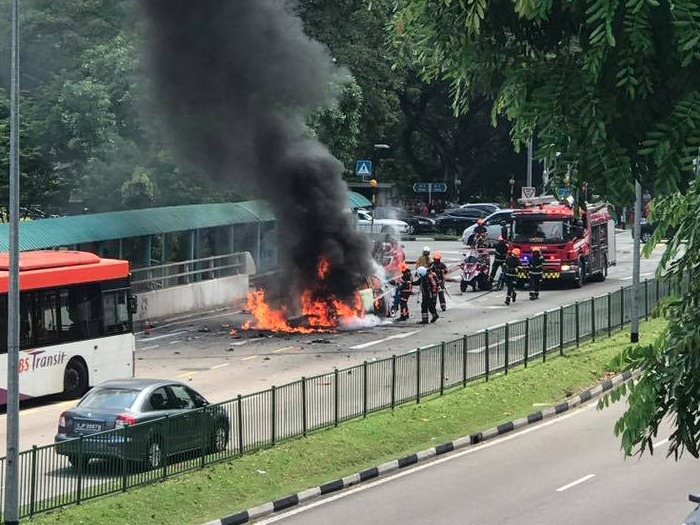 Video: Bomba Terselamat Dari Letupan Teksi Terbakar