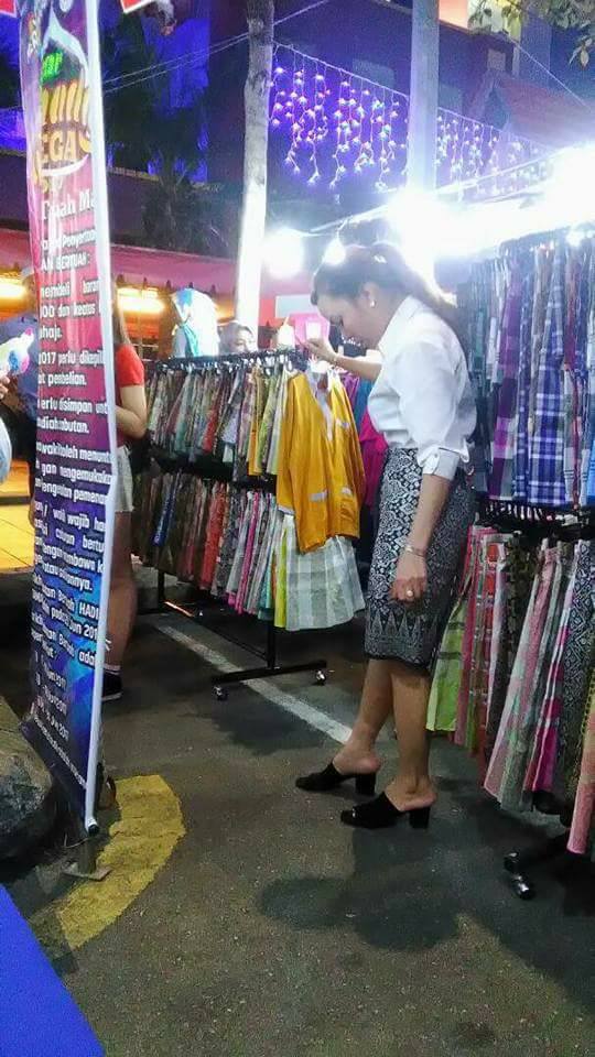 Gelagat Comel Minah Korea Sangka Sampin Itu Skirt