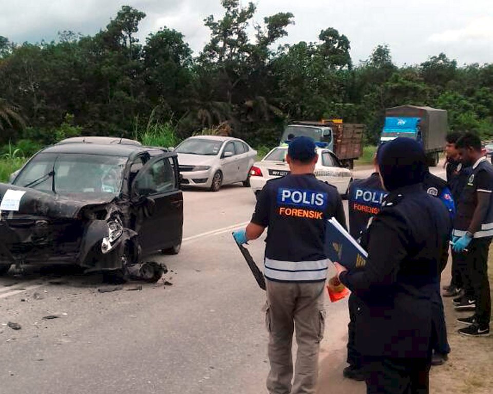 2 Kanak-Kanak Dilarikan Dalam Kereta Ibu - MYNEWSHUB