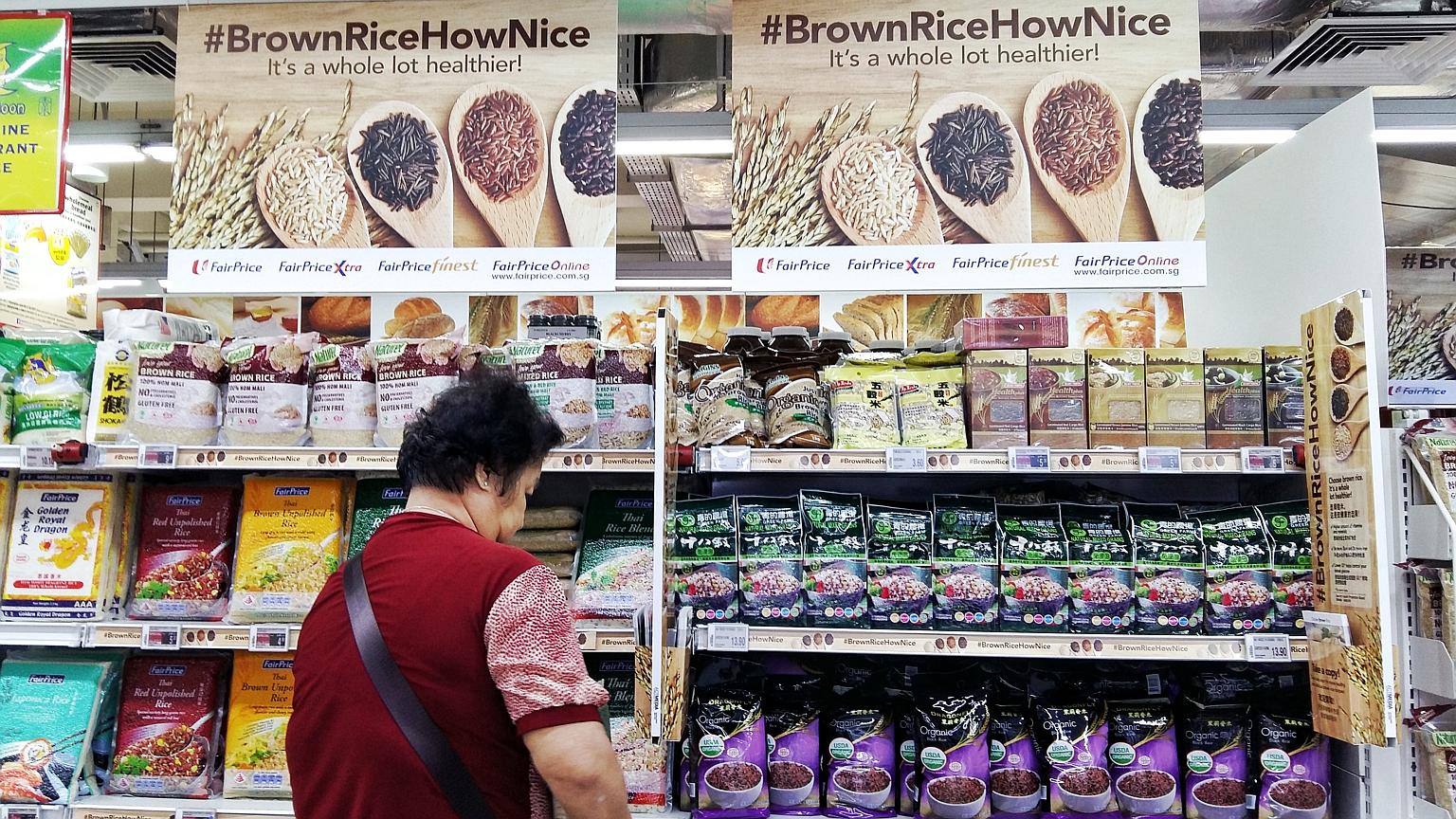 Warga Singapura Lebih Minat Makan Nasi Beras Perang ...