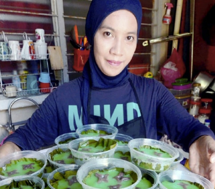 Penangan 'Kuih Tiga Beradik' Laris Di Kuantan - MYNEWSHUB