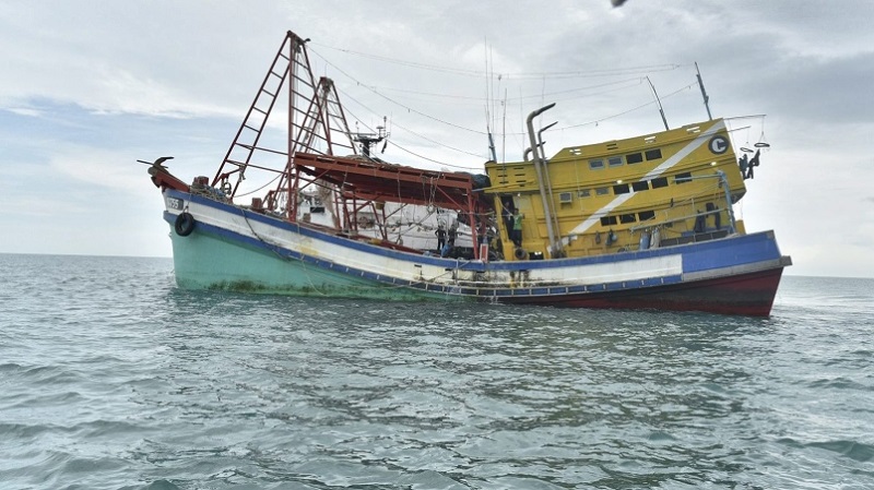 APMM Terengganu Tahan 2 Bot Nelayan Vietnam « MYNEWSHUB